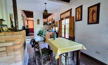 VENTA CASA TRES DORMITORIOS ICHO CRUZ