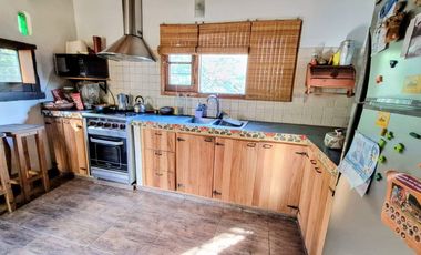 VENTA CASA TRES DORMITORIOS ICHO CRUZ