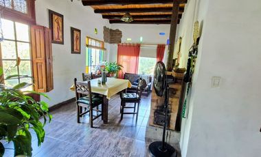 VENTA CASA TRES DORMITORIOS ICHO CRUZ