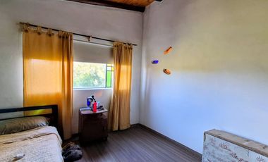 VENTA CASA TRES DORMITORIOS ICHO CRUZ
