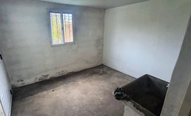 VENTA CASA 2 AMBIENTES EN BALCARCE CON GRAN PARQUE