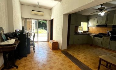 VENTA CASA 3 AMBS HAEDO PARQUE PILETA A RECICLAR