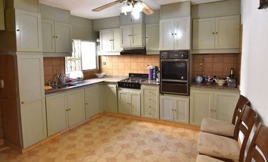VENTA CASA 3 AMBS HAEDO PARQUE PILETA A RECICLAR