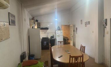 VENTA CASA 4 AMBIENTES  EN LIBERTAD MERLO