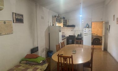 VENTA CASA 4 AMBIENTES  EN LIBERTAD MERLO