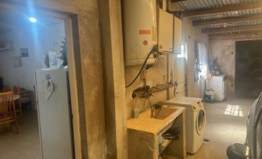 VENTA CASA 4 AMBIENTES  EN LIBERTAD MERLO