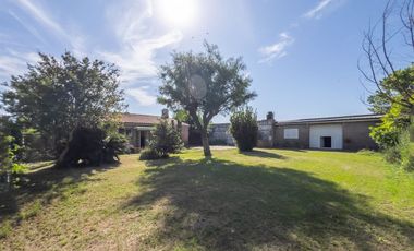 VENTA CASA 3 DORMITORIOS EN PUERTO GABOTO