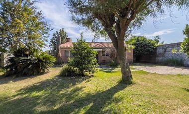 VENTA CASA 3 DORMITORIOS EN PUERTO GABOTO