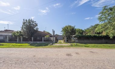 VENTA CASA 3 DORMITORIOS EN PUERTO GABOTO