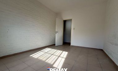 CASA APTA CREDITO ESQUIU Y ESTOMBA