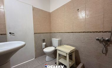 CASA APTA CREDITO ESQUIU Y ESTOMBA