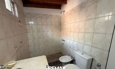 CASA APTA CREDITO ESQUIU Y ESTOMBA