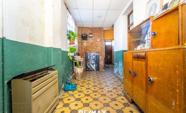 VENTA LOTE + CASAS + LOCAL EN EL MACROCENTRO