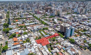 VENTA LOTE + CASAS + LOCAL EN EL MACROCENTRO