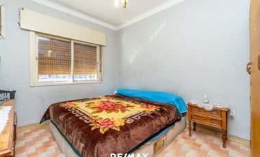 VENTA LOTE + CASAS + LOCAL EN EL MACROCENTRO