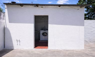 ALQUILER CASA VILLA DE MAYO, 300 M2