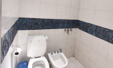 ALQUILER CASA VILLA DE MAYO, 300 M2