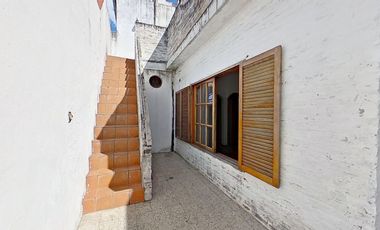 CASA 3 AMBIENTES VENTA FLORESTA + SEGUNDA VIVIENDA