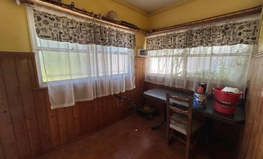 VENDE CASA 3 AMBIENTES Y LOTE 300MTS  FCIO.VARELA