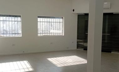 ALQUILER LOCAL COMERCIAL A ESTRENAR  B° LOS ANDES