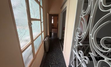 ALQUILER COMERCIAL PATERNAL 6 AMBIENTES BALCON
