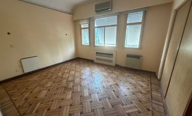 ALQUILER COMERCIAL PATERNAL 6 AMBIENTES BALCON