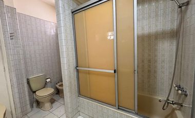 Venta casa 5 amb, pileta,  garage Floresta
