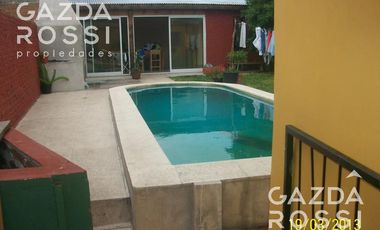 Casa en Burzaco