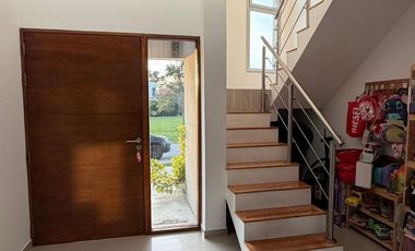 Casa en alquiler en Nuevo Quilmes