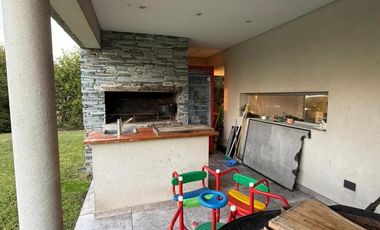 Casa en alquiler en Nuevo Quilmes
