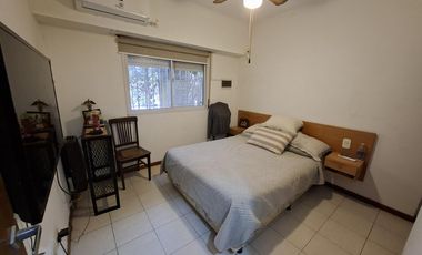 Casa de un dormitorio con altillo en alquiler