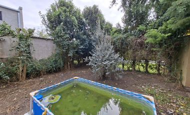 Casa de un dormitorio con altillo en alquiler