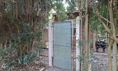 Casa de un dormitorio con altillo en alquiler