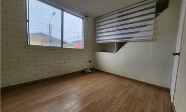 ARRIENDO CASA ESQUINA EN PLACILLA, VALPARASO ✨