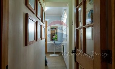Casa remodelada en Plaza Uruguay,  Providencia