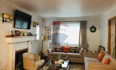 Casa remodelada en Plaza Uruguay,  Providencia