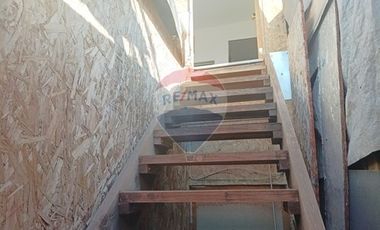 LOCAL COMERCIAL EN PUDAHUEL CON CAMARA DE FRIO