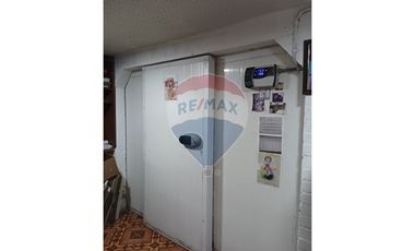 LOCAL COMERCIAL EN PUDAHUEL CON CAMARA DE FRIO