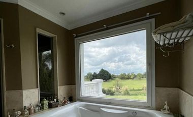 Casa a la venta en Buenos Aires Golf Club Bella Vista