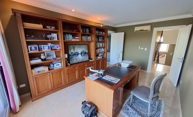 Casa a la venta en Buenos Aires Golf Club Bella Vista