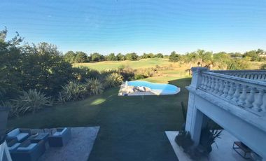 Casa a la venta en Buenos Aires Golf Club Bella Vista