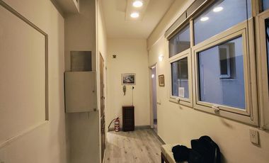 Venta de Excelente Oficina en Tribunales - Zona Centro - CABA