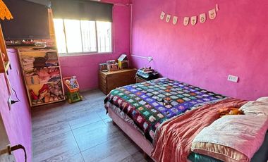 Venta casa en Bella Vista de 5 ambientes