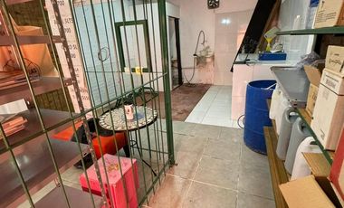 Venta casa en Bella Vista de 5 ambientes