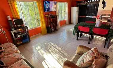Venta casa en Bella Vista de 5 ambientes