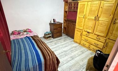Venta casa en Bella Vista de 5 ambientes