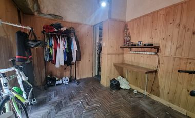 PH 5 ambientes, patio, balcón. A 100 metros de Hipólito Yrigoyen VENTA