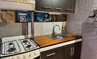 PH 5 ambientes, patio, balcón. A 100 metros de Hipólito Yrigoyen VENTA