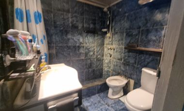 PH 5 ambientes, patio, balcón. A 100 metros de Hipólito Yrigoyen VENTA