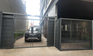 Cochera en La Lucila-Vias/Maipu